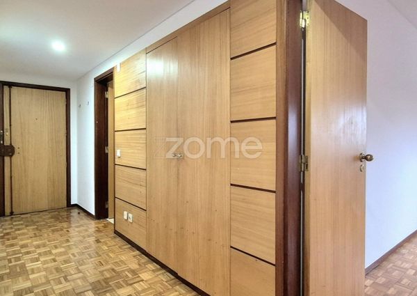 Apartamento T3 em Lisboa