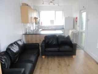 5 bedroom house to rent - Photo 3