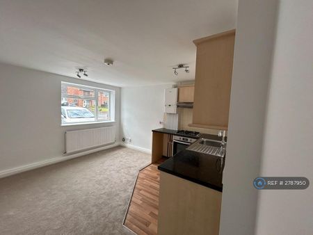 1 bedroom flat to rent - Photo 3