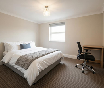 3 bedroom flat to rent - Photo 1