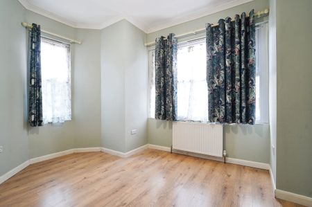 3 bed terrace house, SW12 - Photo 5