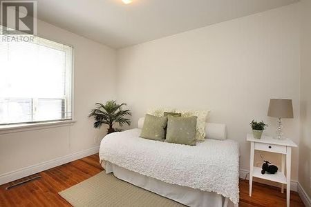 For Lease - 54 Vauxhall Drive Unit# Main, Toronto, Ontario - Photo 2