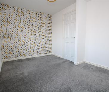 3 bed Town House for let - Photo 2