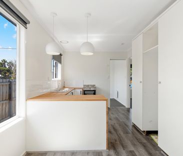 Charming Home in Sunderland Bay! - Photo 6