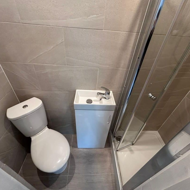 Studio Flat, Amhurst Road, E8 - Photo 1