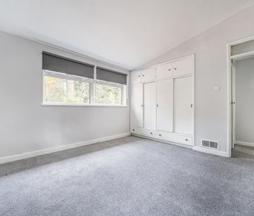 5 bedroom bungalow to rent - Photo 4