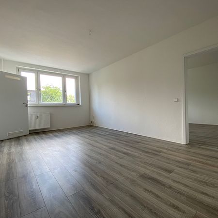 Hier möchten Sie einziehen? Gern! 2-Zimmer-Wohnung mit Balkon - Photo 3