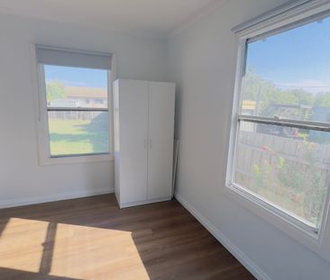 Modern 3-Bedroom Family Home in the Heart of Corio – Walk to Shops,... - Photo 3