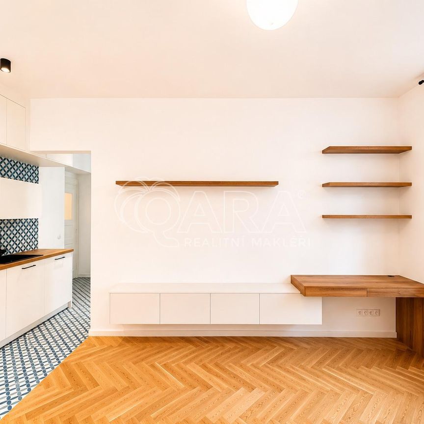 Pronájem bytu 2+kk 45 m², Nemocniční , Praha - Photo 1
