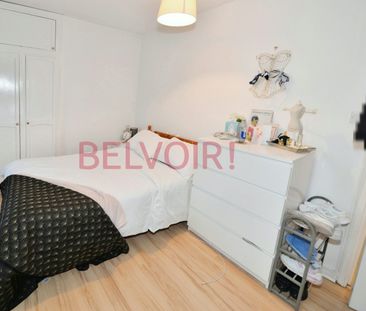 Semi-detached house to rent on - Photo 4