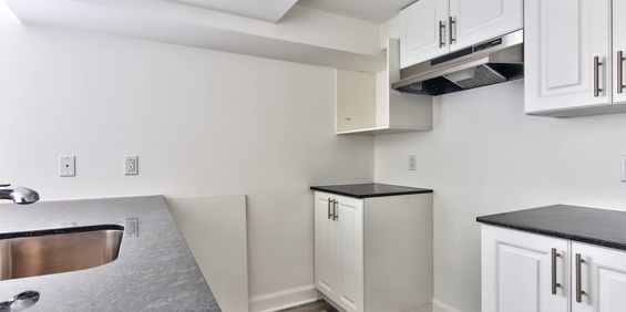 3 1/2 Style-Condo - P.A.T. - Internet - Photo 3