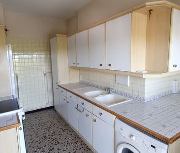 Location Appartement 3 pièces 109m² - Photo 6