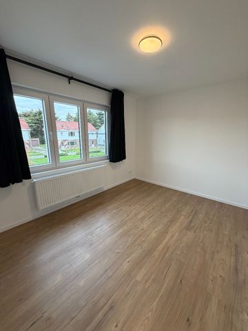 Mooie gerenoveerde woning met 2 slpks en tuin te huur in Ham - Photo 3