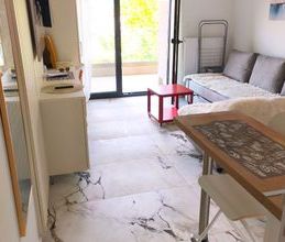 Studio/Γκαρσονιέρα για ενοικίαση - Χαριλάου, - Φωτογραφία 4