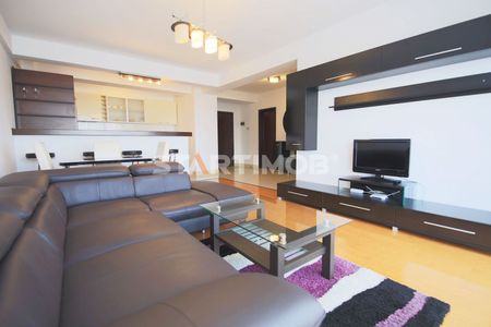 Apartament mobilat zona centrala cu parcare - Fotografie 4