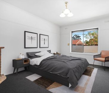 51 Dunstan Parade, Port Melbourne VIC 3207 - House For Rent | Domain - Photo 1