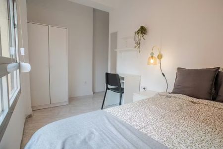 Carrer de Sant Lluís Bertran, Torrent, Valencian Community 46900 - Photo 5