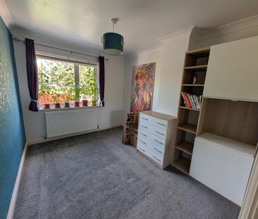 3 bedroom semi-detached house to rent - Photo 2