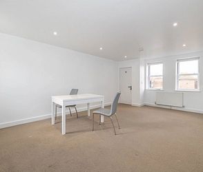 High Street, Ashford, TN24 8SD, Kent - Photo 3