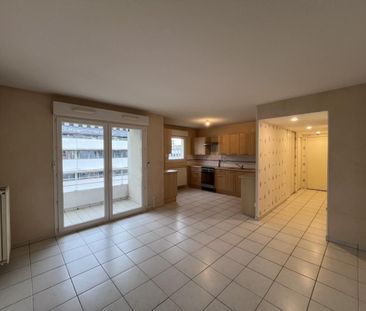 Location Appartement 2 pièces 46m² CHAMBERY 73000 - Photo 2