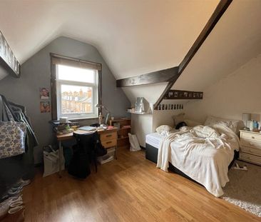 7 bedroom terraced house to rent - Photo 1