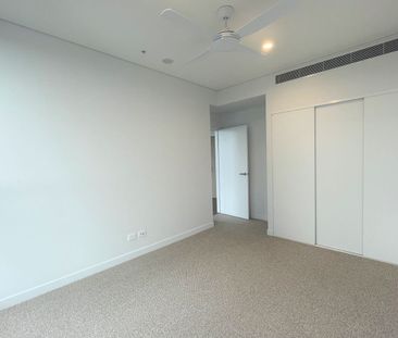North-East Facing 1 BED Apartment with City View - Photo 6
