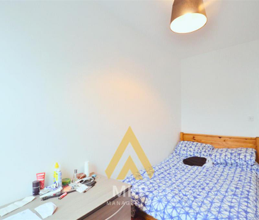 4 bedroom terraced house to rent - Photo 3