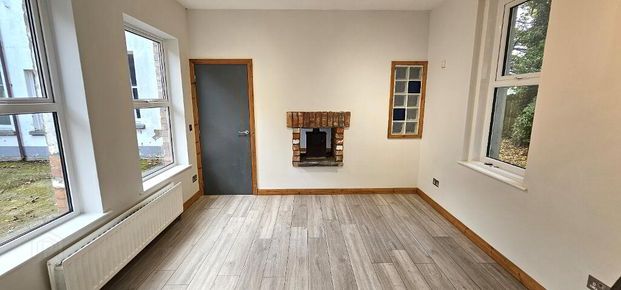 142a Belfast Road, Muckamore, BT41 2ET - Photo 1