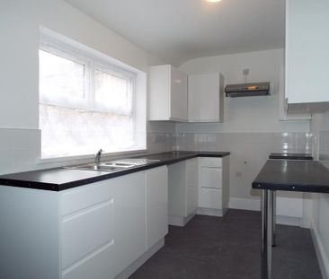 2 bedroom house to rent - Photo 2