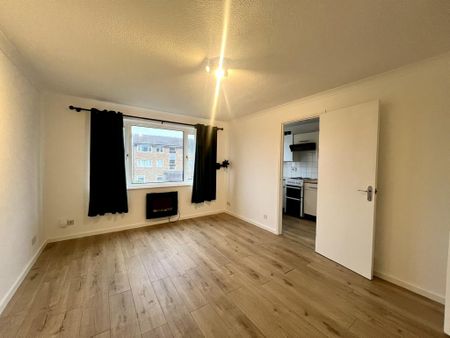 1 bedroom flat to rent - Photo 3