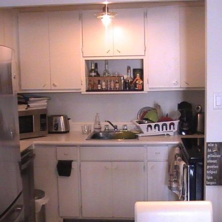 Promo - Beau 4 1/2 Vieux Longueuil style condo à louer - Béton - Photo 3