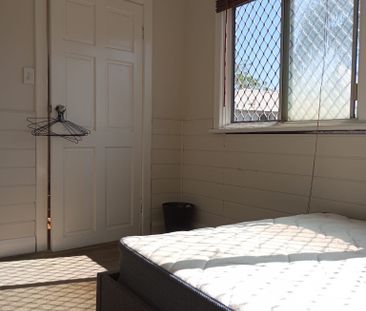 Bayswater - Photo 4