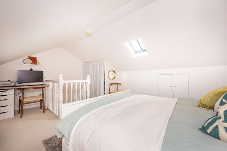 3 bedroom terraced house to rent - Photo 4