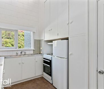 Spacious and Convenient City Apartment - Photo 5