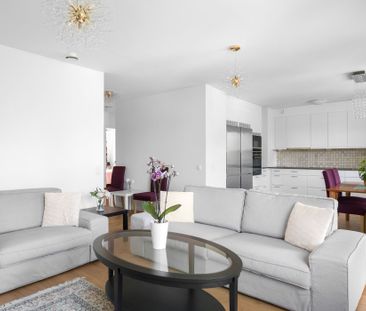 Krögerspromenad, Sollentuna - Photo 1