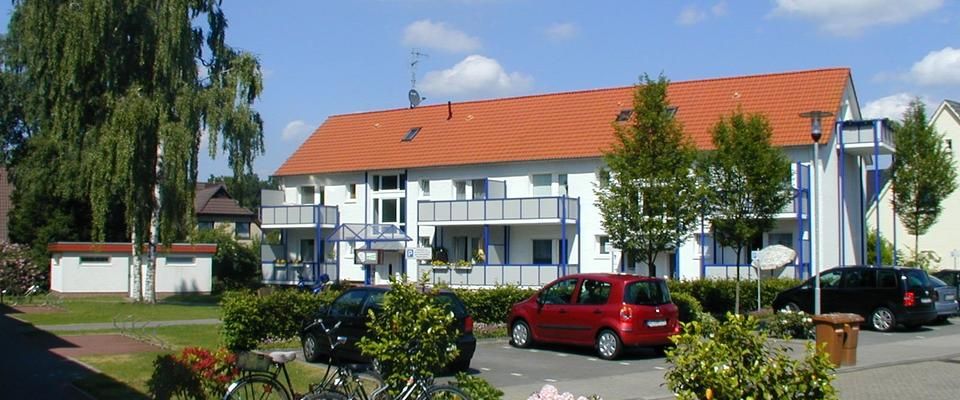 Bad Zwischenahn - 2 Zimmer Küche Bad Dachgeschosswohnung - Photo 1