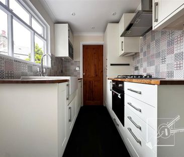 2 bedroom terraced house to rent - Photo 6