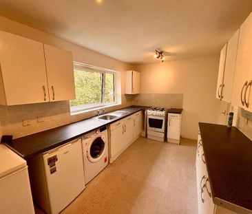 2 bedroom flat to rent - Photo 6
