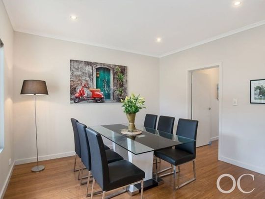 Open the Door to Effortless Style - Photo 1