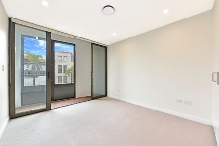 201/140 Military Road, Neutral Bay NSW 2089 - Apartment For Rent | Domain - Photo 2