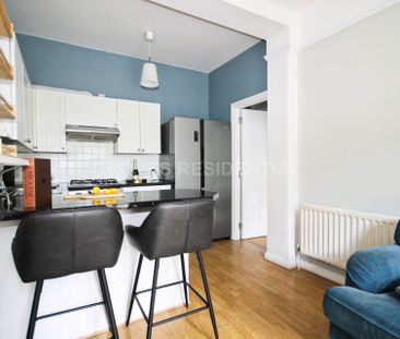 Price £1,950 pcm - Available Now - Unfurnished - Photo 2