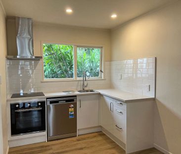 Three bedroom unit for rent - Photo 3