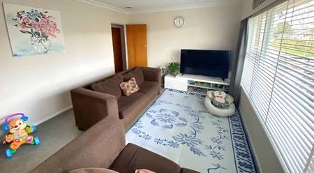 Lovely 2 Bedroom unit in Hamilton East - Photo 4