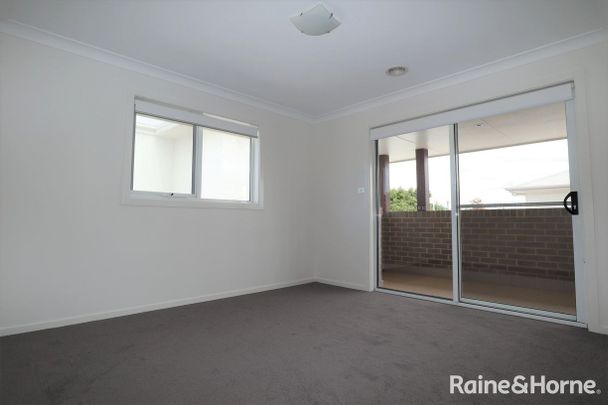 2/75 Crampton Street, Wagga Wagga, NSW 2650 - Photo 1