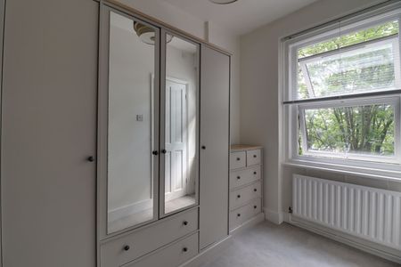 1 Bedroom - Photo 2