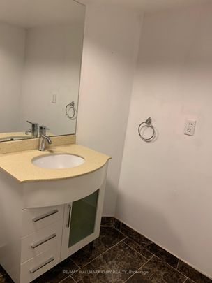 For Lease - 85 October Lane, Aurora, Ontario - Photo 1