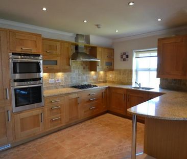 2 Bedroom Apartment To Let - Photo 1