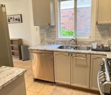 For Lease - 27 Whitewater Street, Whitby, Ontario - Photo 6