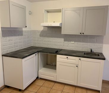 Location Appartement 1 pièce 43m² - Photo 4