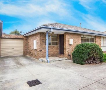 2/162 Cornwall Road Sunshine VIC - Photo 3